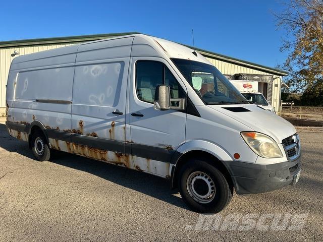 Dodge Sprinter Lieferwagen