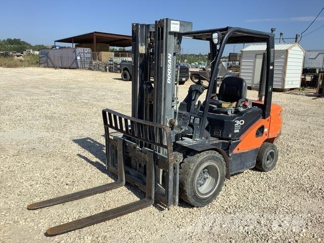 Doosan D30S-7 Andere Gabelstapler