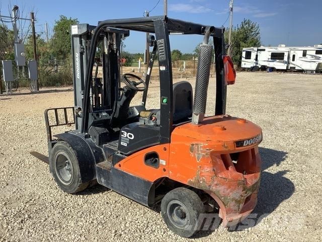 Doosan D30S-7 Andere Gabelstapler