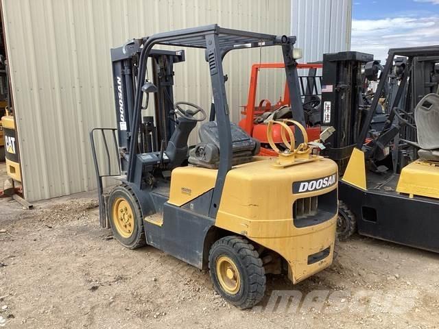 Doosan G25P-3 Sonstige Baumaschinen