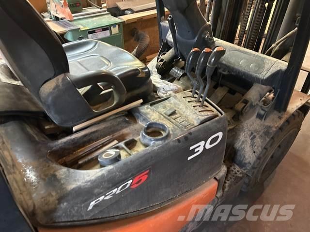 Doosan G30E5 Sonstige Baumaschinen