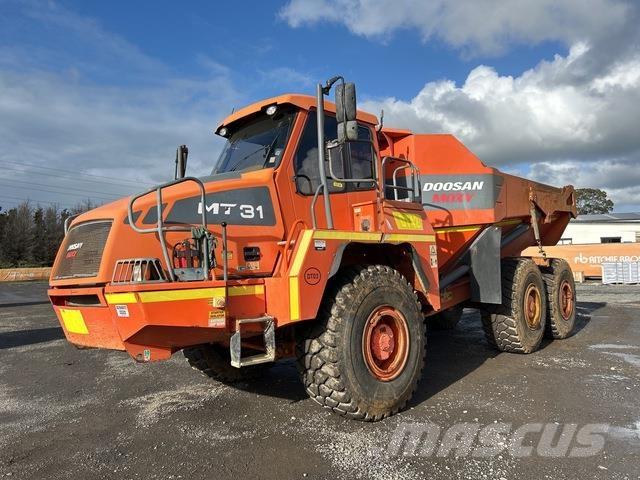 Doosan MT31 Dumper - Knickgelenk