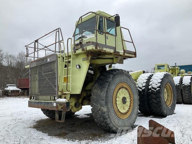 Euclid R90 Dumper - Knickgelenk