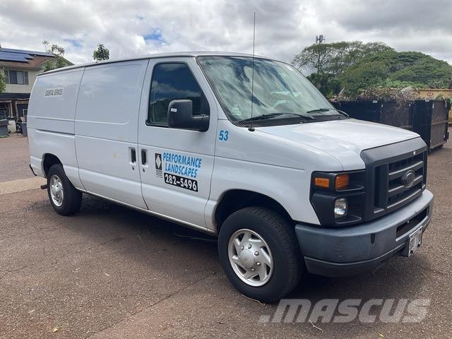 Ford E-150 Lieferwagen