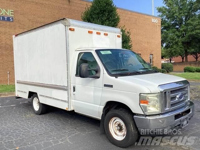 Ford E-250 Lieferwagen