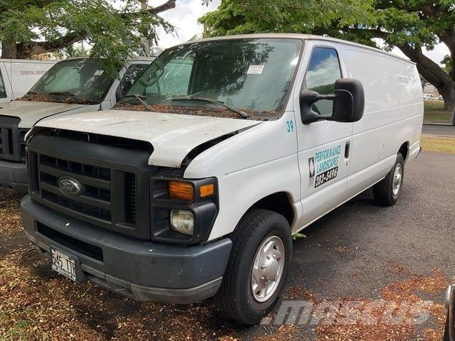Ford E-250 Lieferwagen