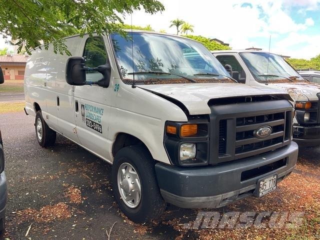 Ford E-250 Lieferwagen