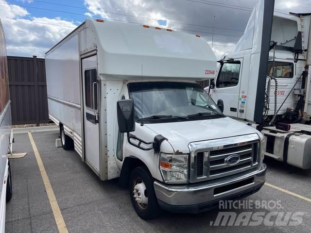 Ford E-350 Lieferwagen
