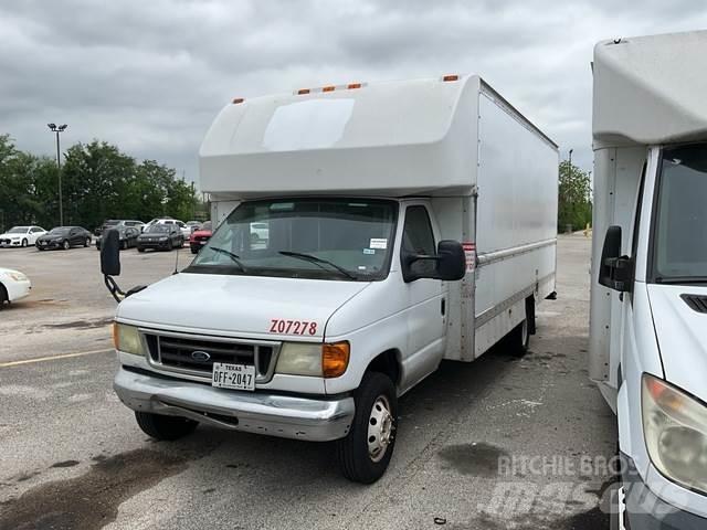 Ford E-350 Lieferwagen