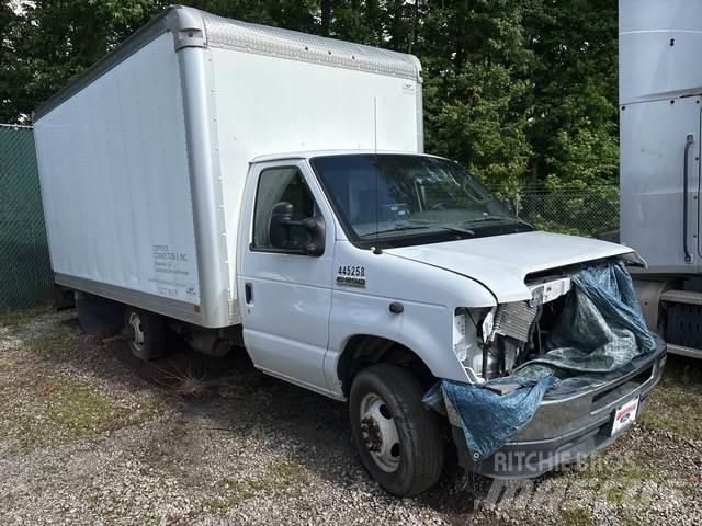 Ford E-350 Kofferaufbau