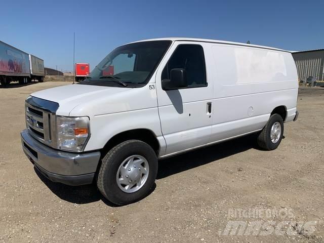 Ford E-350 Lieferwagen