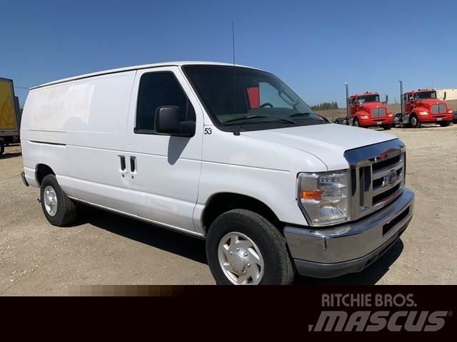 Ford E-350 Lieferwagen