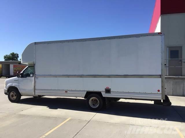 Ford E-350 Lieferwagen