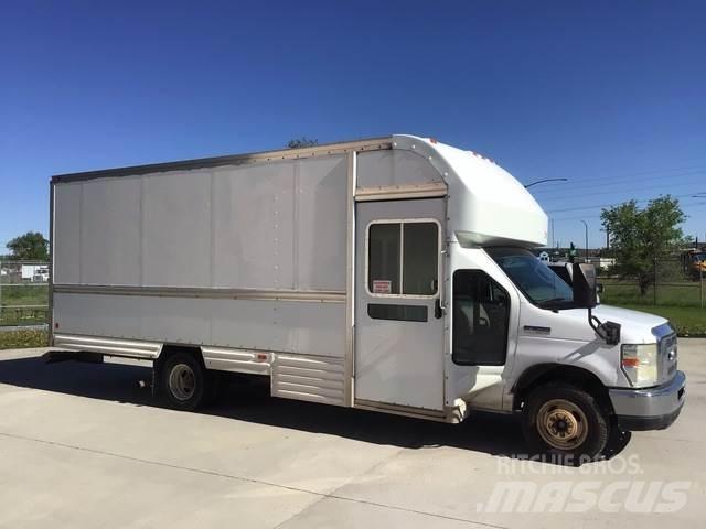 Ford E-350 Lieferwagen