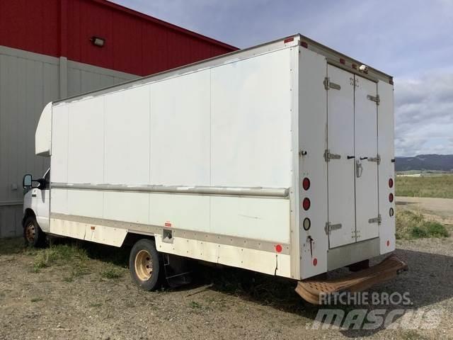 Ford E-350 Lieferwagen