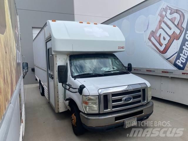 Ford E-350 Lieferwagen