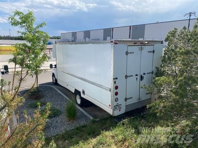 Ford E-350 Lieferwagen