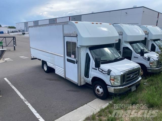 Ford E-350 Lieferwagen