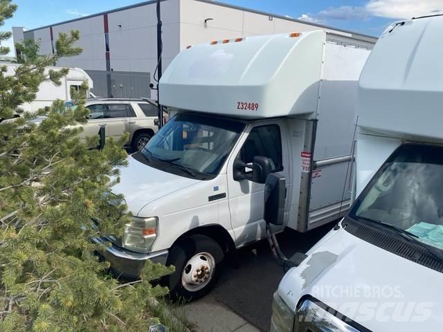 Ford E-350 Lieferwagen