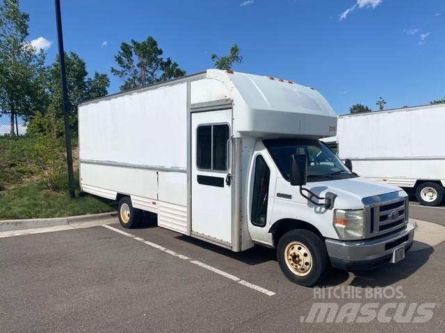Ford E-350 Lieferwagen