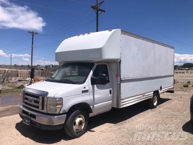 Ford E-350 Lieferwagen
