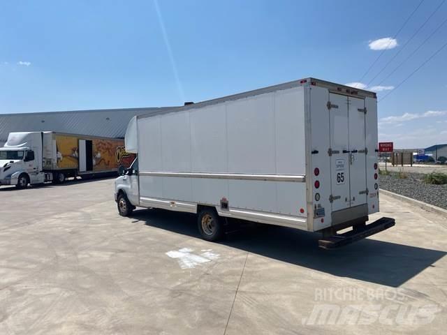 Ford E-350 Lieferwagen