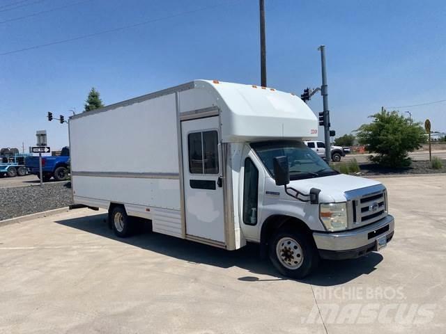 Ford E-350 Lieferwagen