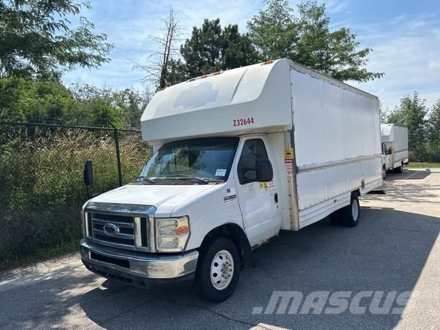 Ford E-350 Lieferwagen