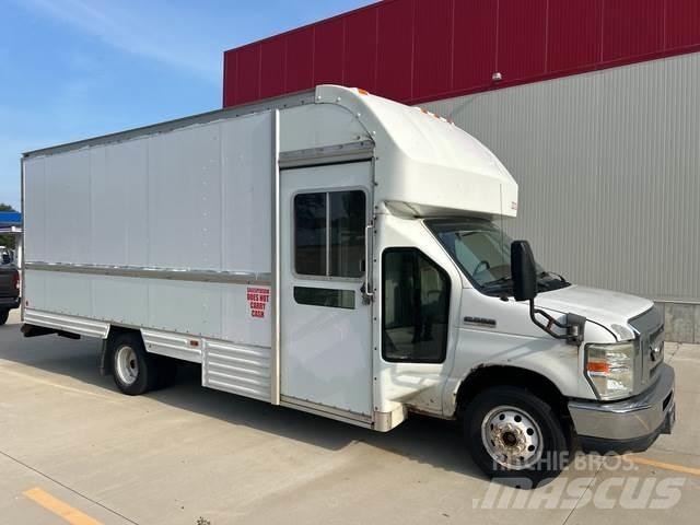 Ford E-350 Lieferwagen