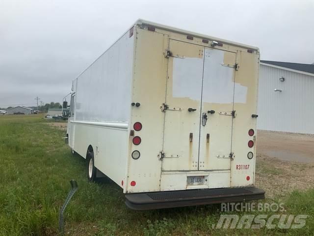 Ford E-350 Kastenwagen