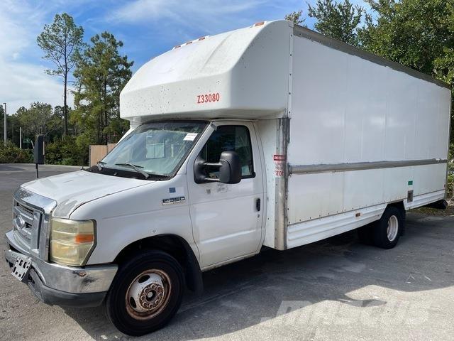 Ford E-350 Kofferaufbau