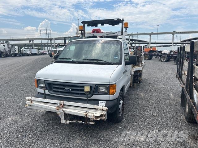 Ford E-350 Kommunal-Sonderfahrzeuge