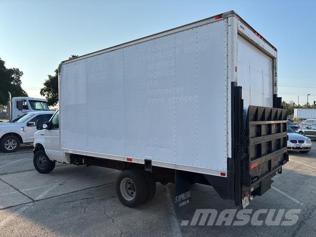 Ford E-350 Lieferwagen