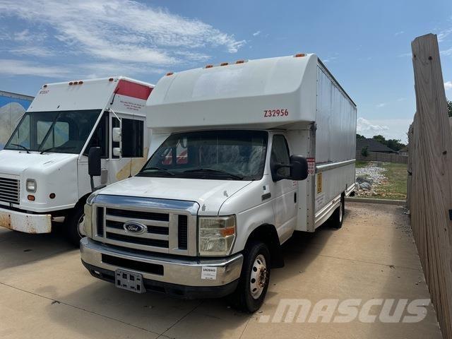 Ford E-350 Lieferwagen