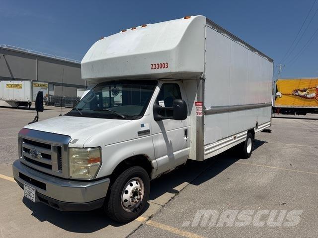 Ford E-350 Lieferwagen