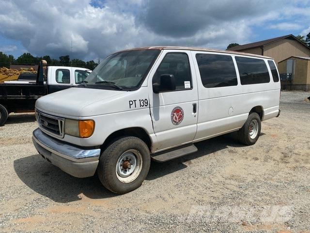 Ford E-350 PKWs