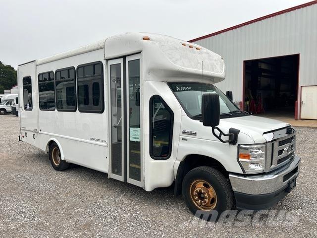 Ford E-350 Minibusse