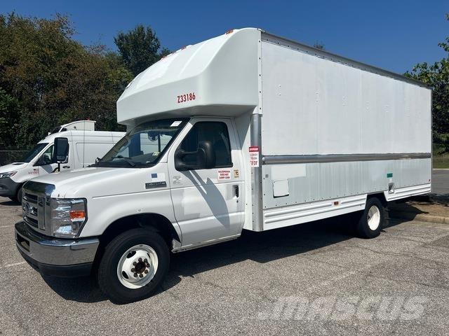 Ford E-350 Kofferaufbau