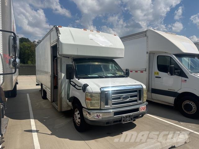 Ford E-350 Kastenwagen
