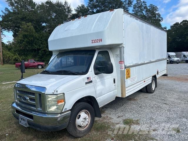 Ford E-350 Kofferaufbau