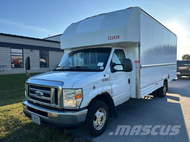 Ford E-350 Kofferaufbau