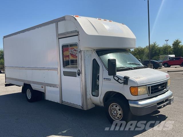 Ford E-350 Kofferaufbau