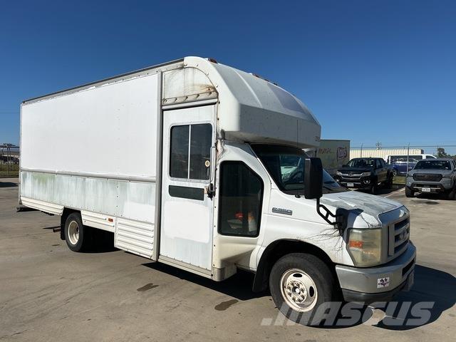 Ford E-350 Lieferwagen