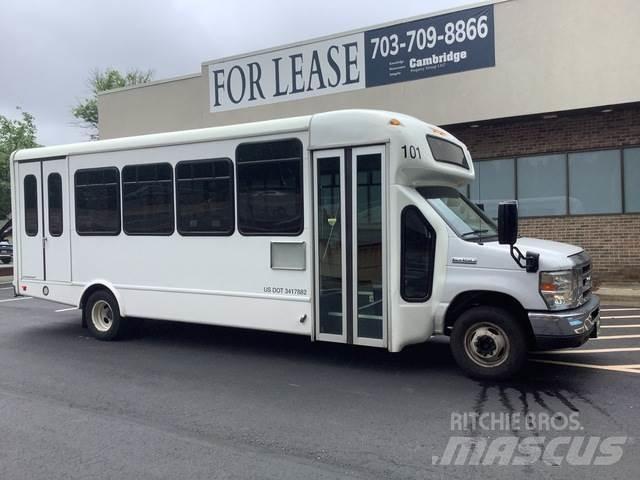 Ford E-450 Minibusse