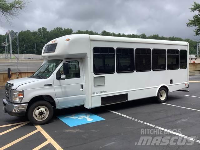 Ford E-450 Minibusse