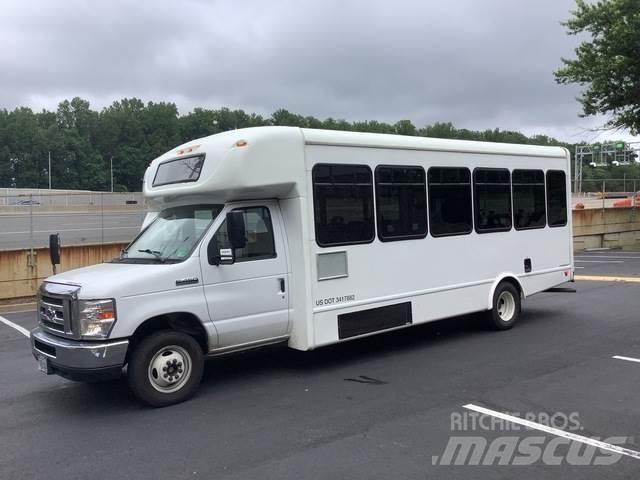 Ford E-450 Minibusse