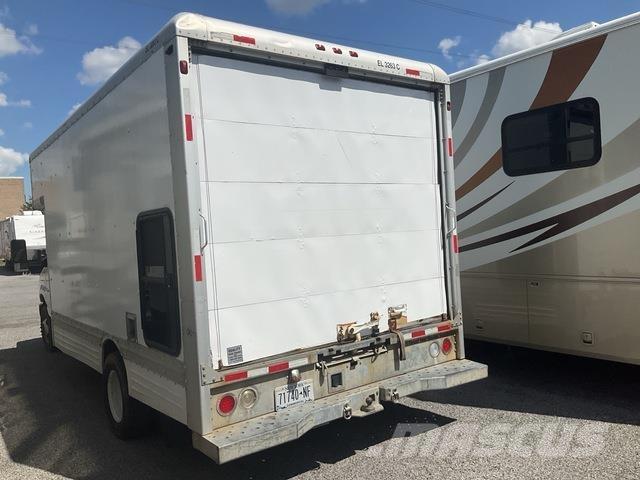 Ford E-450 Kofferaufbau