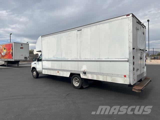 Ford E350 Lieferwagen