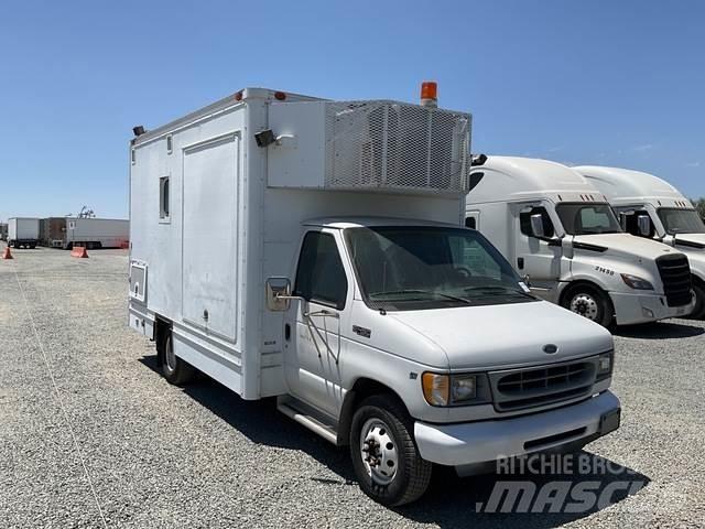 Ford E450 Lieferwagen
