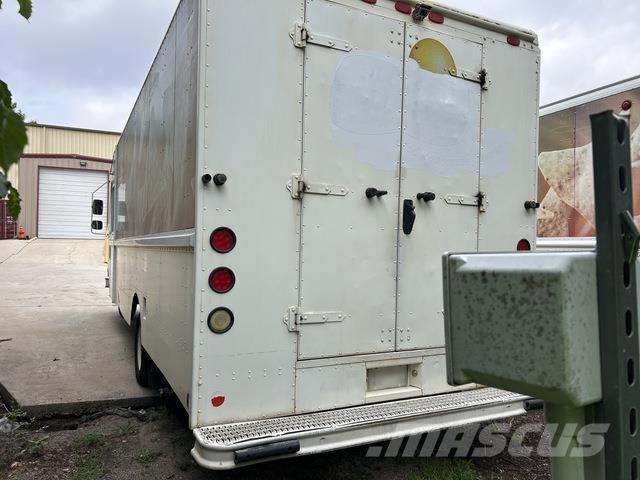 Ford Econoline Kastenwagen